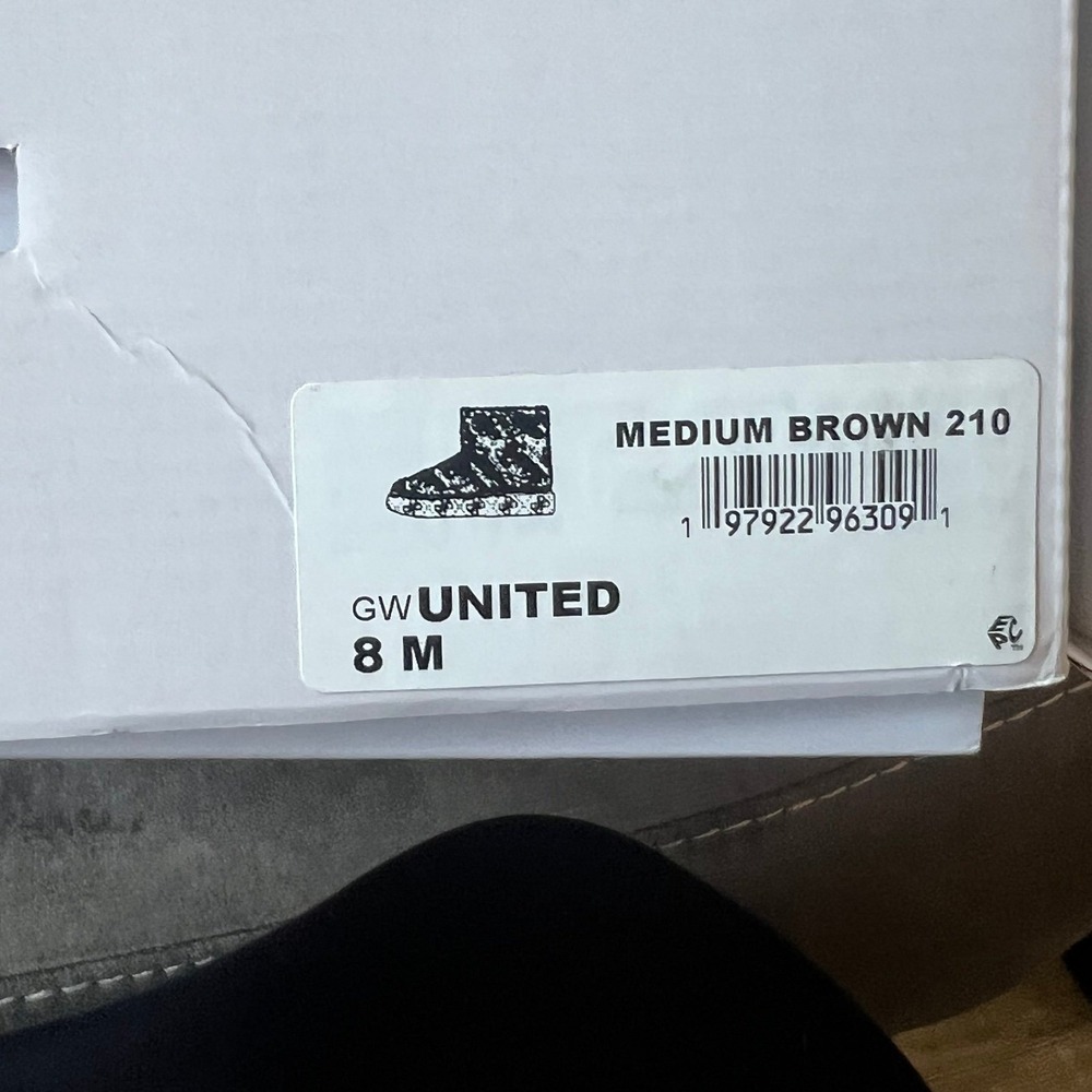 GUESS Women's Tan Faux Fur Ankle Booties - Picture 5 of 5